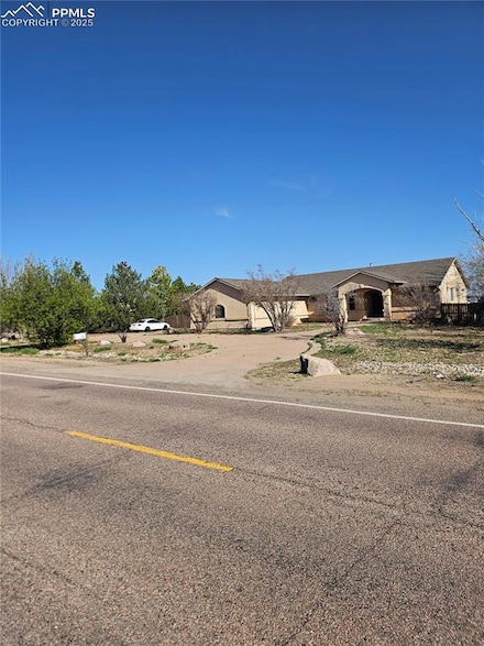 469 E Hahns Peak Ave, Pueblo, CO 81007