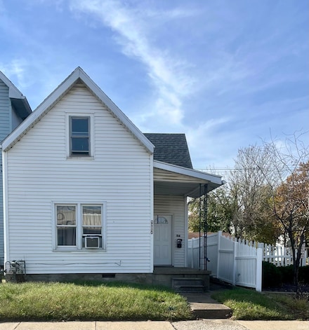 916 N First Ave, Evansville, IN 47710