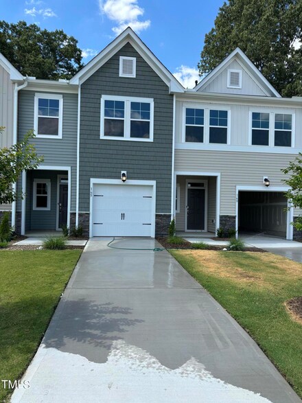 210 Golden Arms Dr Unit 91, Smithfield, NC 27577