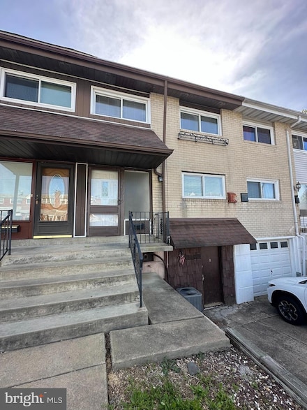 12618 Biscayne Dr, Philadelphia, PA 19154