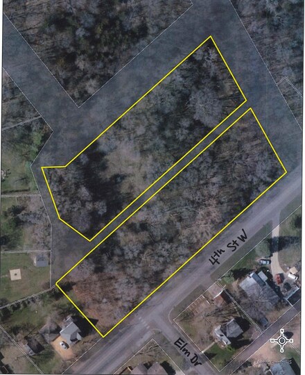 412 W 4th St, Carver, MN 55315