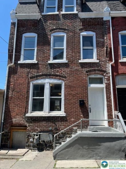 222 N Church St, Allentown, PA 18102