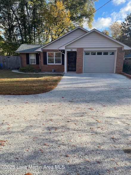 511 S Central Ave, Alexander City, AL 35010