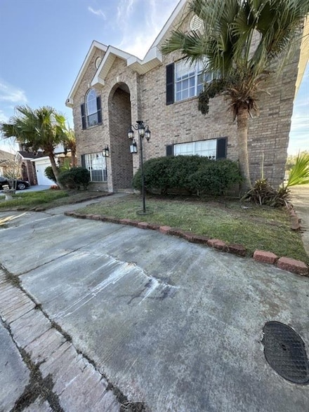 3852 Aspen Dr, Harvey, LA 70058