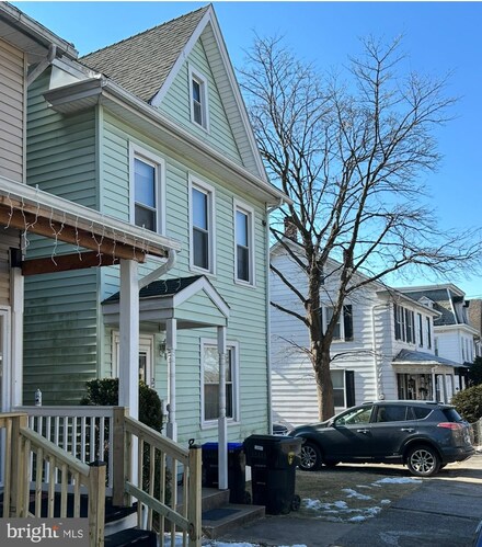 2737 Booser Ave, Harrisburg, PA 17103