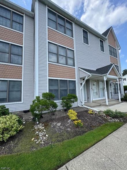 64 Heritage Ln Unit C, Hamburg, NJ 07419
