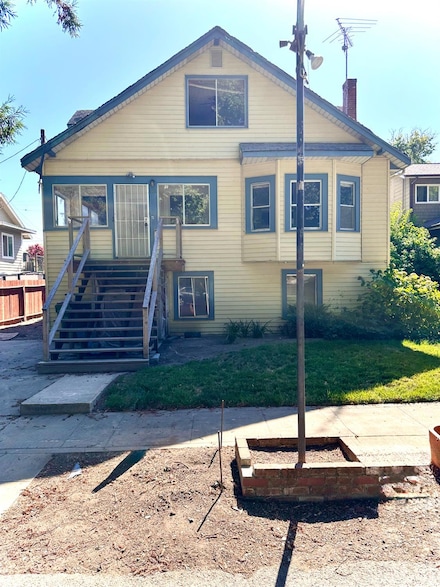 138 Bates Ave, Courtland, CA 95615