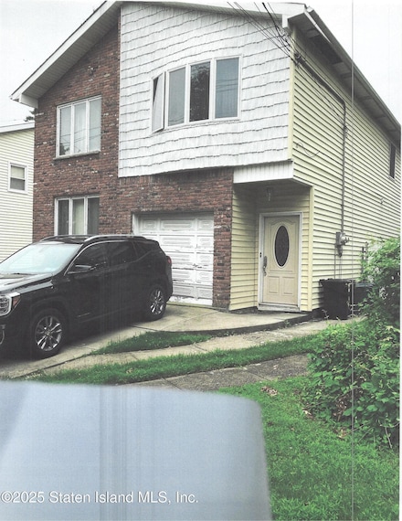 610 Woodrow Rd, Staten Island, NY 10312