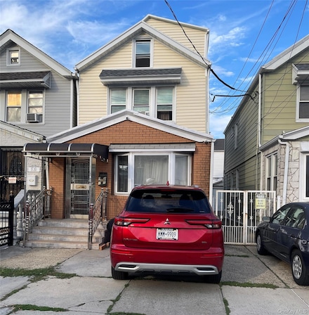 8747 139th St, Jamaica, NY 11435