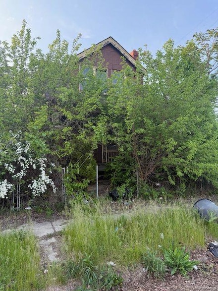 14 North St, Highland Park, MI 48203