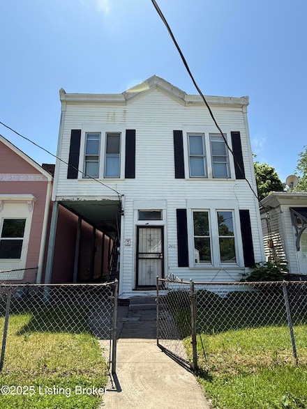 2416 Saint Xavier St, Louisville, KY 40212