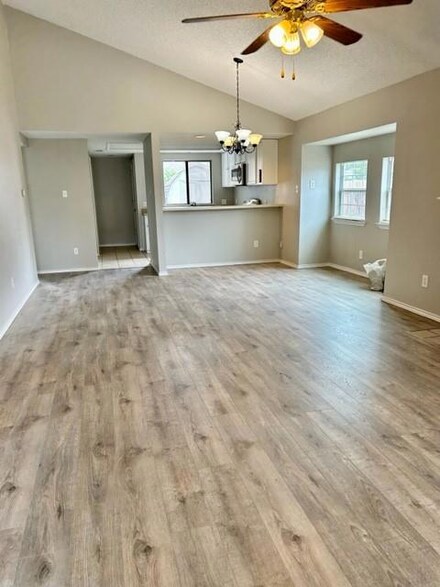 5929 Timbercrest Dr, Arlington, TX 76017