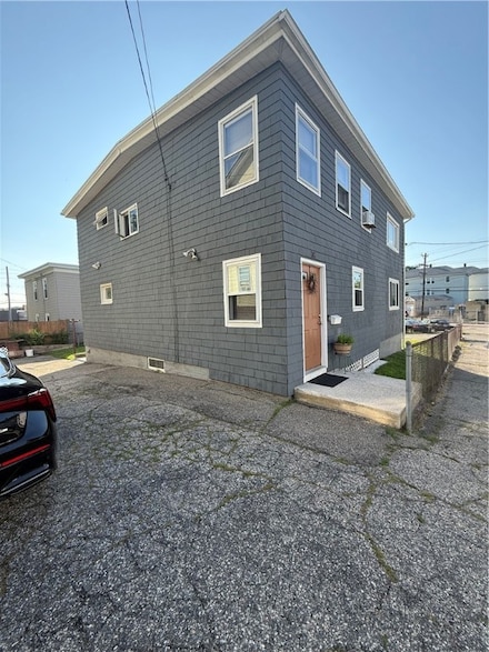 36 Tiffany St, Central Falls, RI 02863
