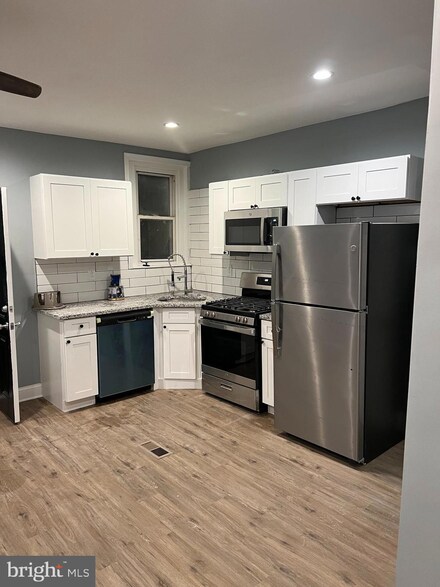 167 Wayne Ave, Darby, PA 19023