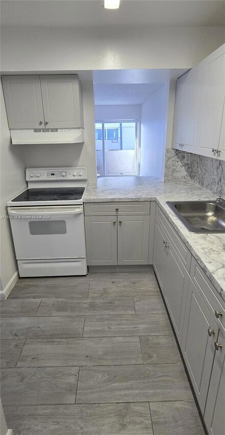 11020 SW 196th St Unit 402, Miami, FL 33157