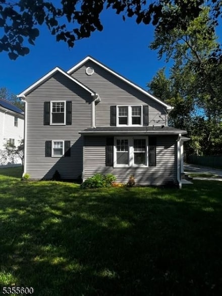 30 Gregory Ave, Morris Plains, NJ 07950