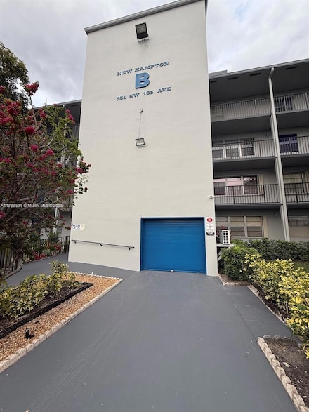 551 SW 135th Ave Unit 206B, Pembroke Pines, FL 33027