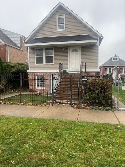 5136 S Richmond St, Chicago, IL 60632