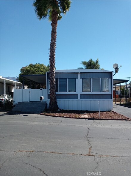 950 California St Unit 96, Calimesa, CA 92320