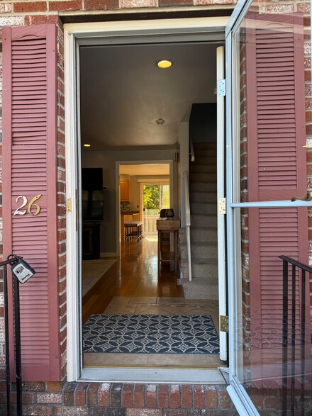 52 Pawtucket Blvd Unit 26, Tyngsboro, MA 01879