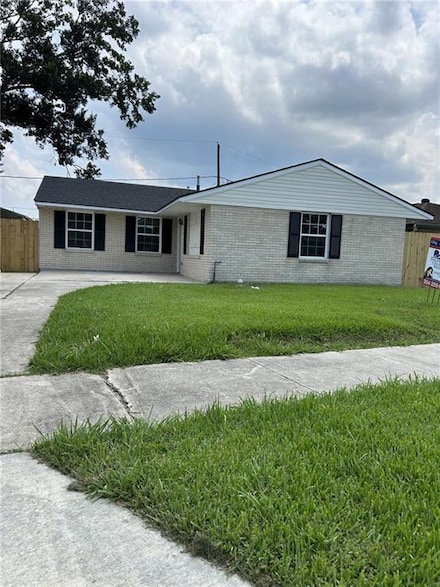 165 Carita Dr, Westwego, LA 70094