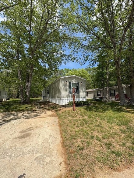 123 Chalet Ln, Vineland, NJ 08360