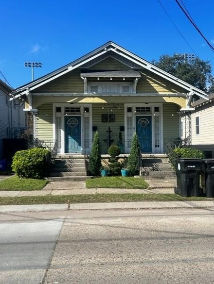 3016 Calhoun St, New Orleans, LA 70118