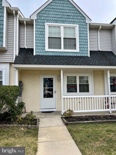606 Hartland Ct, Sewell, NJ 08080