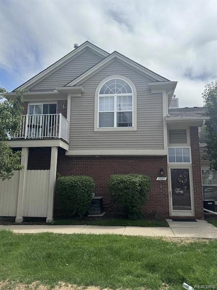 15280 Yale Dr Unit 246, Clinton Township, MI 48038