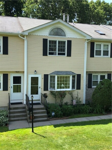 47 Morgan Ave Unit 2, Johnston, RI 02919