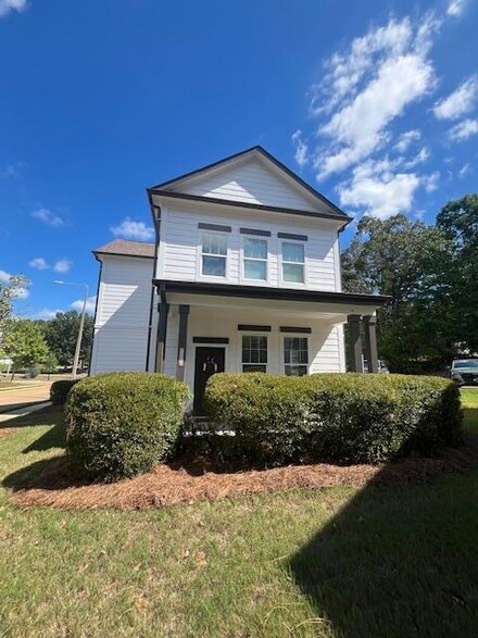 300 Cottage Ln, Oxford, MS 38655
