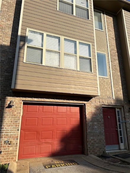 1866 N Scull Creek Dr Unit 6, Fayetteville, AR 72703