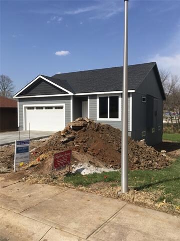 8508 W 78th St, Overland Park, KS 66204