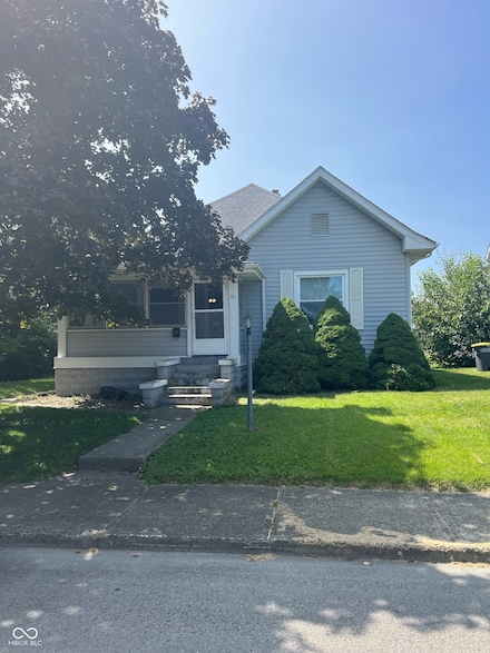 122 Columbia Ave, Tipton, IN 46072