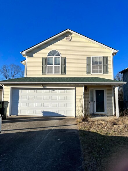 2513 Cashel Ct, Lexington, KY 40509