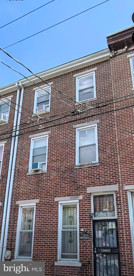1206 Mount Vernon St, Philadelphia, PA 19123