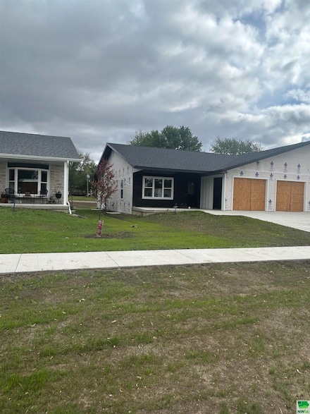 615 7th Ave, Sheldon, IA 51201