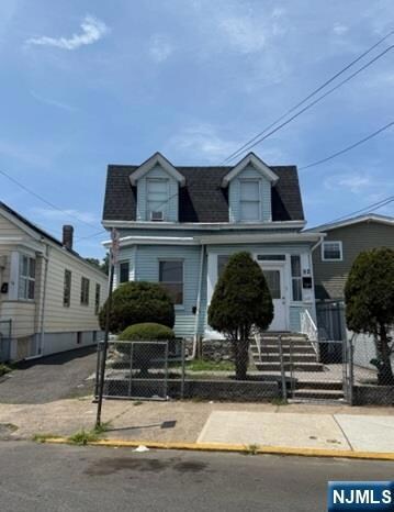 92 Lewis St, Paterson, NJ 07501