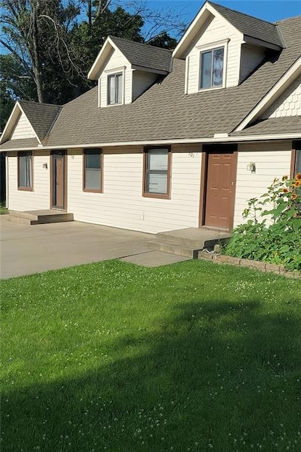 701 & 703 Cass St, Harrisonville, MO 64701