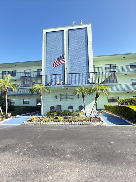 5973 Terrace Park Dr N Unit 311, Saint Petersburg, FL 33709