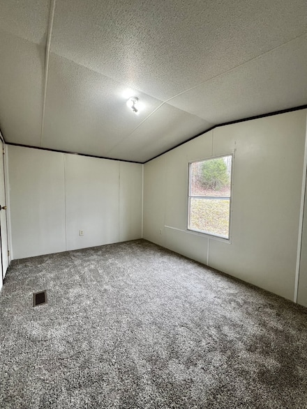 3845 Wickham Rd, Palmyra, TN 37142