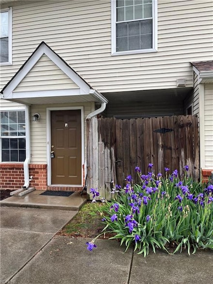 201 Quarter Trail Unit B, Newport News, VA 23608