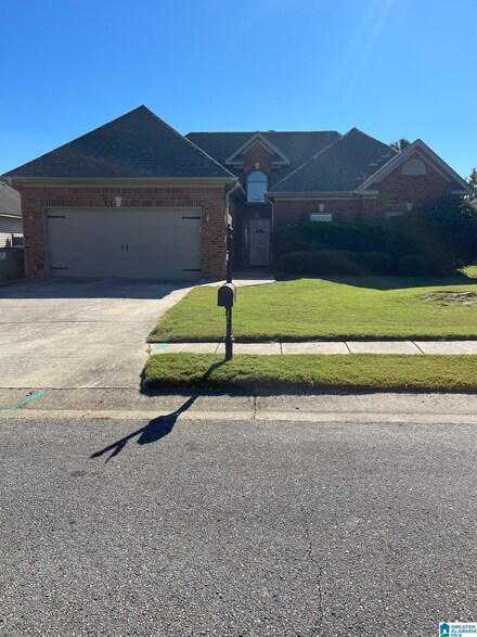 2024 Stonecreek Ct, Helena, AL 35080
