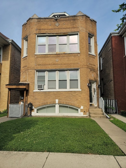 132 S Austin Blvd Unit 2, Oak Park, IL 60304