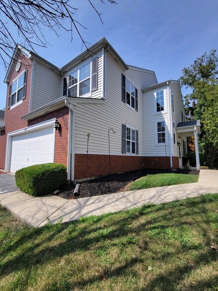 1029 Brush Hill Cir, Joliet, IL 60432