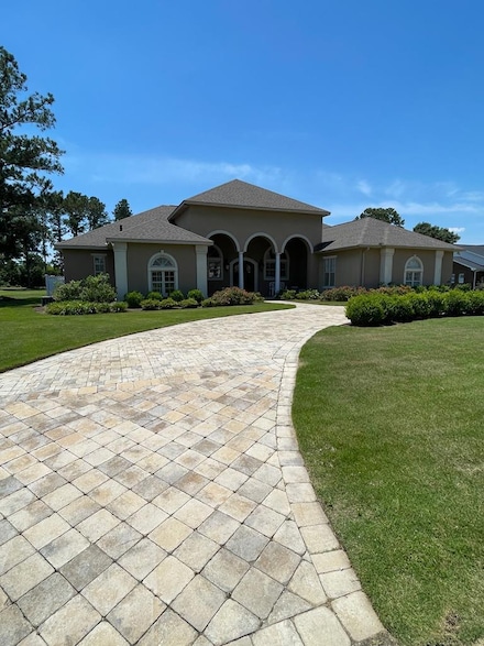 220 Pebble Beach Dr, Eufaula, AL 36027