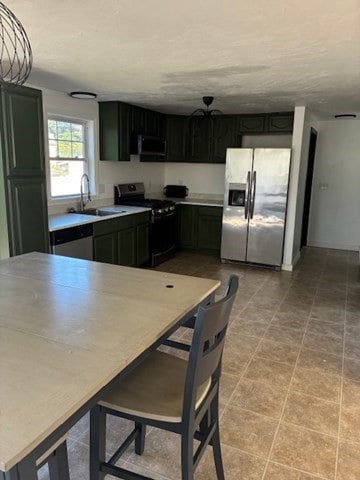 5 Sola's Cir, Wareham, MA 02571