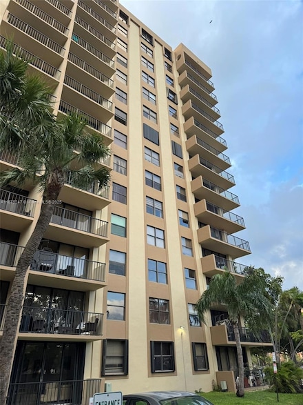 1470 NE 123rd St Unit A1206, North Miami, FL 33161