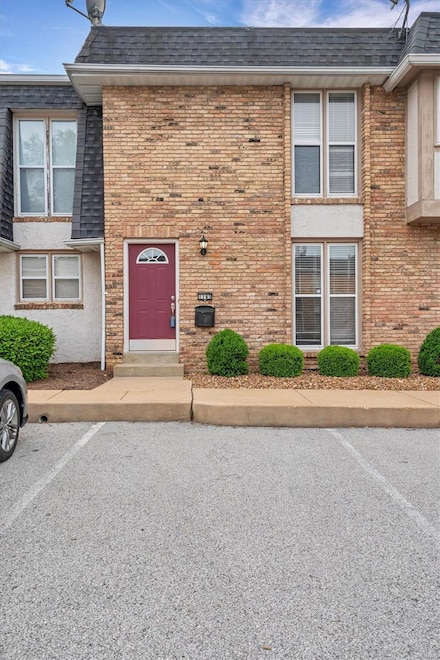 1145 Rue La Ville Walk Unit 1145, Saint Louis, MO 63141