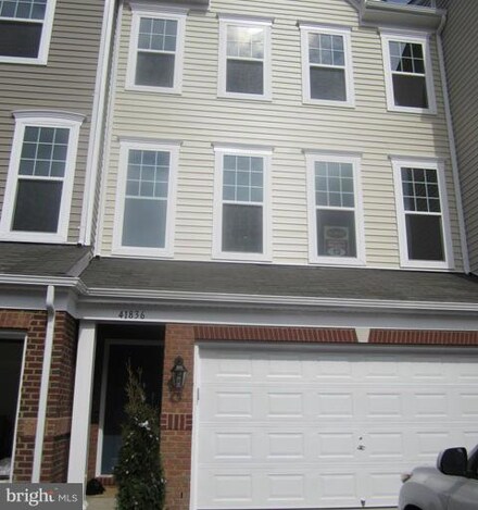 41836 Diabase Square, Stone Ridge, VA 20105